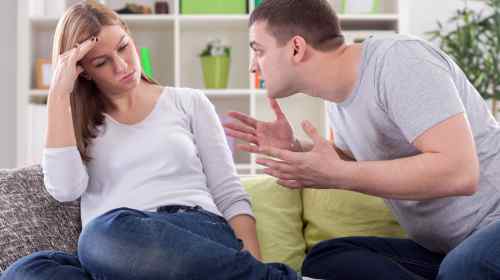 Czy nawiedzenie może być główną przyczyną konfliktów i negatywnych emocji