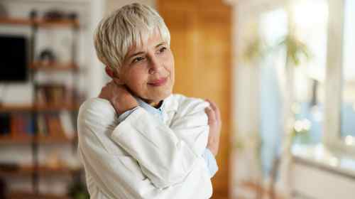 Nawiedzenie a miłość własna: jak siła emocjonalna cię chroni