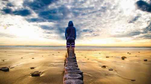 Osąd i nawiedzenie: Jak rozwikłać emocjonalne wzorce