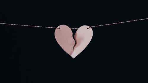 Dlaczego złamane serce czasami prowadzi do nawiedzenia 